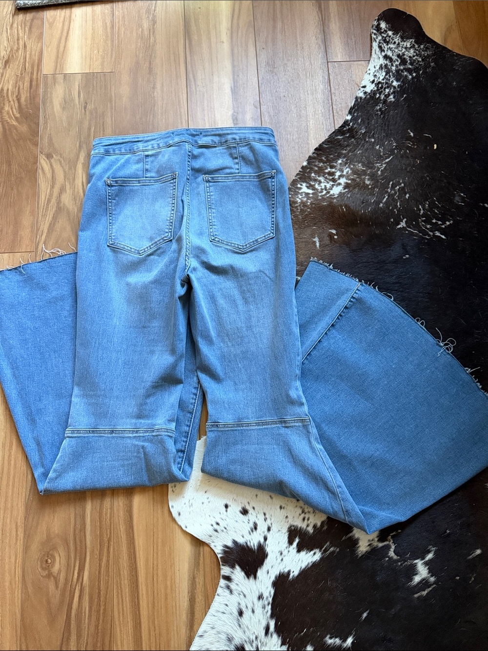 We The Free Medium Wash Wide-Leg High-Rise Jeans - Picture 3 of 5